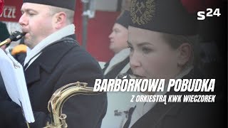 Barbórka 2023 Tradycyjna pobudka na Nikiszowcu z orkiestrą KWK Wieczorek [upl. by Laon]