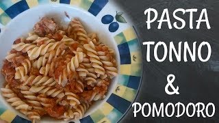 Pasta con tonno e pomodoro  primo piatto veloce [upl. by Lyudmila]