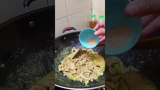 Usus Ayam Bumbu Kuning Daun Kemangi shortvideo cooking masakanrumahan [upl. by Nnayecats]