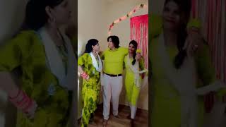 Ek taraf gharwali ek taraf baharwali YouTube short video [upl. by Artemis]