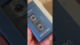 Sony Walkman TPSL2 [upl. by Tellford]