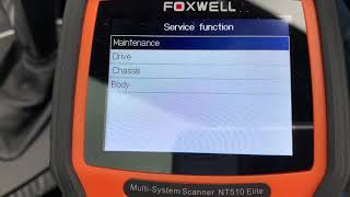 How to reset the CAS system on a BMW E90 with the Foxwell Nt510 Elite [upl. by Adnamma223]