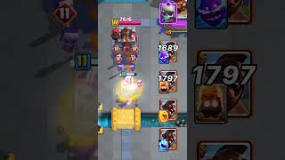 Hog Rider With Spirit Combo Damage Against Evo Larry [upl. by Anirahs]