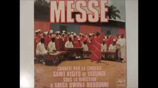 Abega Owona Dieudonné et la chorale St Kisito de MvogMbi  tebege bebege one mvom Sonafric 1975 [upl. by Brandise]