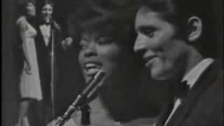 Dionne Warwick et Sacha Distel à lOlympia [upl. by Neeli]