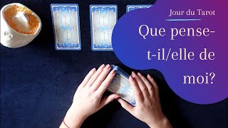 QUE PENSETILELLE DE MOI EN CE MOMENT   Tirage de Tarot à choix multiple [upl. by Nhtanhoj]