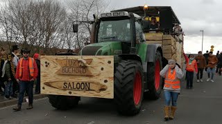 Die schönen alten neue Traktoren und ein schöner Oldtimer Traktoren beim Faschingzug Himmelstadt [upl. by Lorou]