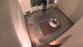 Sistema a pannelli radianti ECO DRY FloorTech con rivestimento in legno [upl. by Oelak444]