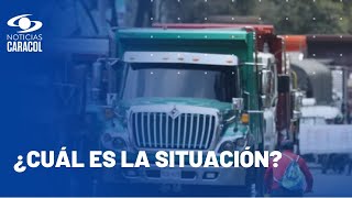 Continúa el paro de camioneros en Colombia [upl. by Ecirehs]