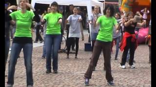 Schweiz bewegt  Flashmob in Illnau Effretikon [upl. by Akived267]