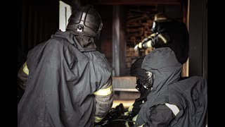 Achtung Durchzündung  Brandbekämpfung im Brandcontainer lernen Realbrandausbildung 🔥 [upl. by Davina]