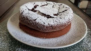 GÂTEAU AU CHOCOLAT AVEC 2 INGREDIENTS [upl. by Aihsekel]