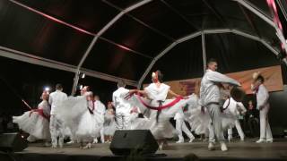 Mexican folk dance El palomo y la paloma amp Jaquetón [upl. by Irmgard]