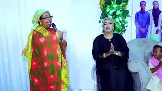 WASIIR KHADIIJA MAXAMED DIIRIYE OO HEES GABADHEEDA U SOO QAADAY LIVE STAGE 2022 [upl. by Enelrihs]