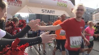 AOKHalbmarathon Die Sieger im Interview [upl. by Aihtnis]