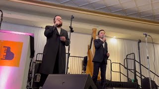 Nice Calm Music With Shea Berko amp Former Child Soloist Meir Rosinger amp Avromi Berko On The Keyboard [upl. by Ahsekat]