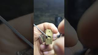 Burg Wachter 45030 Dimple Padlock Quick Pick Great Beginners Dimple Lock [upl. by Mallin]