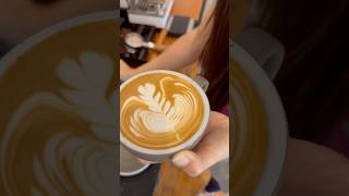 leaf coffeelatte coffeeart healing coffee latte cafelatte coffeeaddict [upl. by Nylloc]