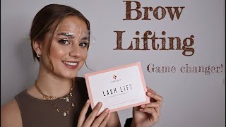 Brow Lifting DIY ✨  Augenbrauen Trend  Easy selbstgemacht  Sophie Breuer [upl. by Goodson163]