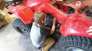 Recon Rebuild Honda ATV TRX 250ex carburetor clean [upl. by Inaej]