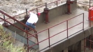 Boulder Colorado Flooding Dams Breached Thousands Evacuate [upl. by Freida]