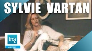 Sylvie Vartan chez elle avec ses animaux  Archive INA [upl. by Oicinoid]