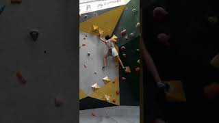 Bien physique ce bloc 💪 🟢✅ escalade climbing montpellier indoor physical bouldering sport [upl. by Rento]