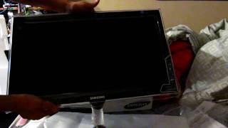 Unboxing Samsung SyncMaster PX2370 [upl. by Burn26]