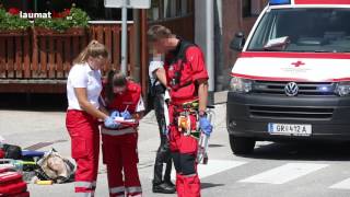 Notarzthubschraubereinsatz nach Verkehrsunfall zwischen PKW und Moped in Kematen am Innbach [upl. by Naujik]