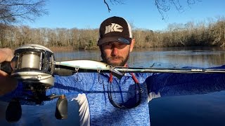 Fishing Suspending Jerkbaits in Cold Water with Mike Iaconelli [upl. by Elston277]