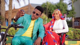 Umar m shareef ZuciyaOfficial Video ft Saudat Umar [upl. by Jurgen209]