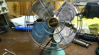 Mid 1950s Eskimo desk fan [upl. by Ashleigh]