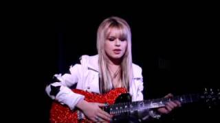 Orianthi and her Signature SE Model  NAMM 2011 [upl. by Ro]