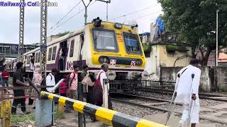 Mumbai Local Train Level crossings Sewri ll Mumbai Local Train Arrival and Departure [upl. by Edmund855]