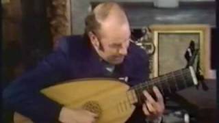 Rare Guitar Video Julian Bream  Dowland and the Lute [upl. by Crist999]