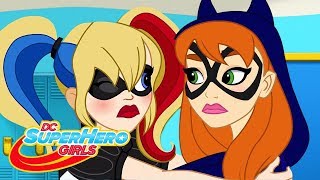 Aplicativo AntiVigia  DC Super Hero Girls Brasil [upl. by Tyoh]