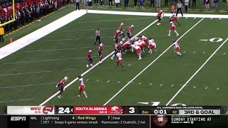 Western Kentucky QB wisely avoids spiking the ball with under 3 seconds left [upl. by Armond]