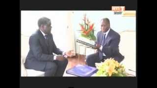 Le Président Ouattara a accordé une audience au gouverneur du district dAbidjan Beugré Mambé [upl. by Teplitz]