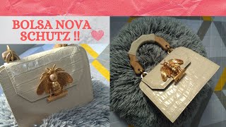 MINHA BOLSA NOVA  MODELO BELIEVE CREME SCHUTZ [upl. by Zelle]