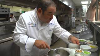 How To Make Chef Emeril Lagasses Famous Crab Cake [upl. by Orabelle]