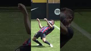 Robert Lewandowski shows off his juggling skills during Barcelona unveiling [upl. by Loralee]