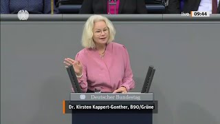 IRRSINN GRÜNINNEN  KIRSTEN KAPPERTGONTHER  GRÜNE  IM DT BUNDESTAG IN BERLIN [upl. by Annoik]