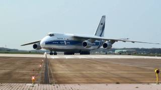 Antonov 124 GilzeRijen transports helicopters cargo Dutch Task Force  Uruzgan Afghanistan [upl. by Danforth372]