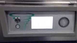 Henkelman Lynx 42 Vacuum Packer amp Label Printer [upl. by Eugirne]