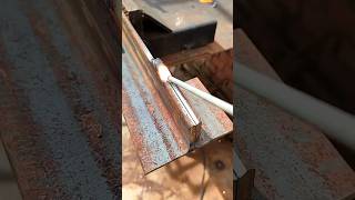 Basic manual stick welding techniques that beginners rarely know welding welder art shorts [upl. by Rellim]