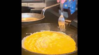 Nearly nonstick Scrambling eggs in a carbon steel fry pan [upl. by Ariec]