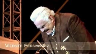 VICENTE FERNANDEZ Y su Cancion de DespedidaEL ULTIMO REY SE VA [upl. by Darla]