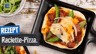 RaclettePizza Rezept  MiniPizzen aus kleinen Pfännchen [upl. by Peh830]