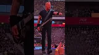 JAMES HETFIELD REACTION WHEN FAN TELLS HIM HE LOVES HIM LIVE 2024 METALLICA shorts [upl. by Reifnnej]