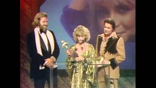 Barbara Mandrell Wins Top Female Vocalist  ACM Awards 1979 [upl. by Obe]